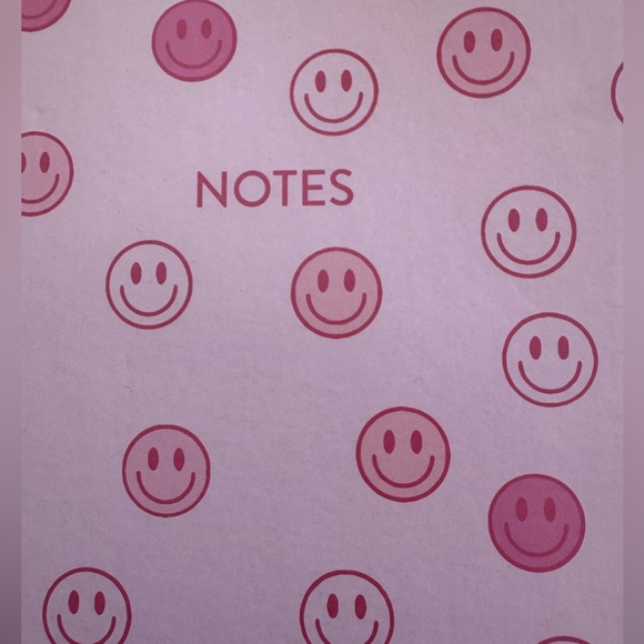 Set of 2 Smiley Face lined paper Notebooks( one w/ a 😀pen)1 hardcover,1 soft - Picture 7 of 16